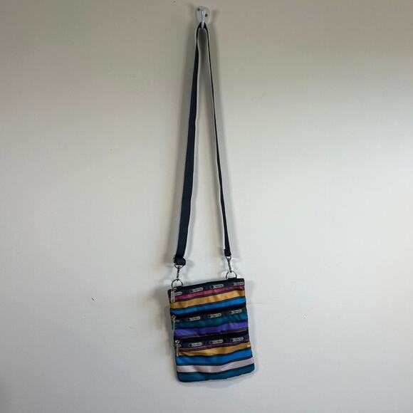 LeSportsac Kasey Crossbody Bag Multicolor 3 Zip Travel Purse Adjustable Strap - Picture 2 of 12
